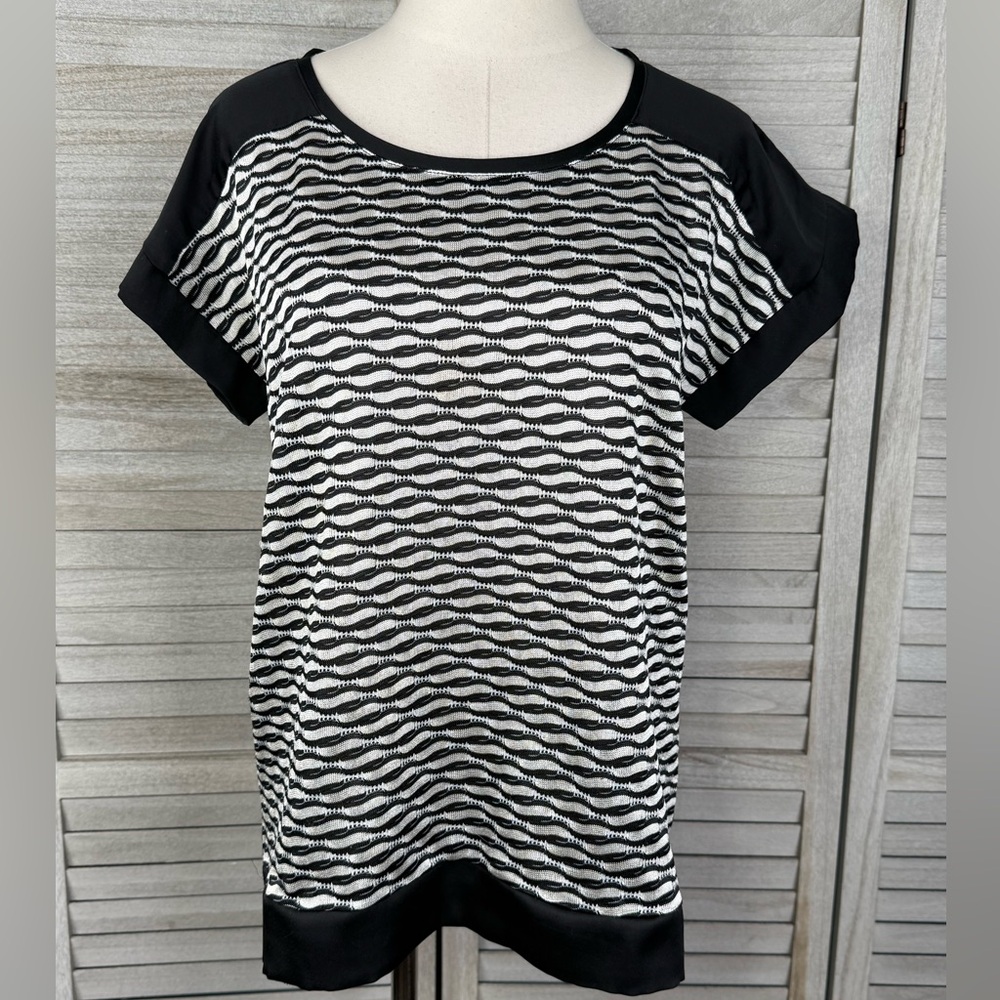 THE LIMITED Mixed Media Knit Front Satin Short Sleeve Blouse Black/Silver-Large